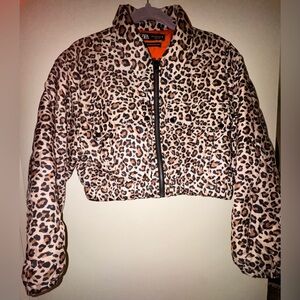 Zara cropped Leopard Print bomber Jacket EUC